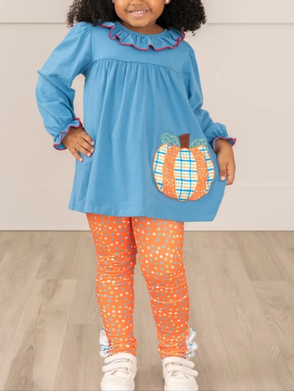 BNWT - Blue and Orange Dot Pumpkin Ruffle Outfit - size 6
